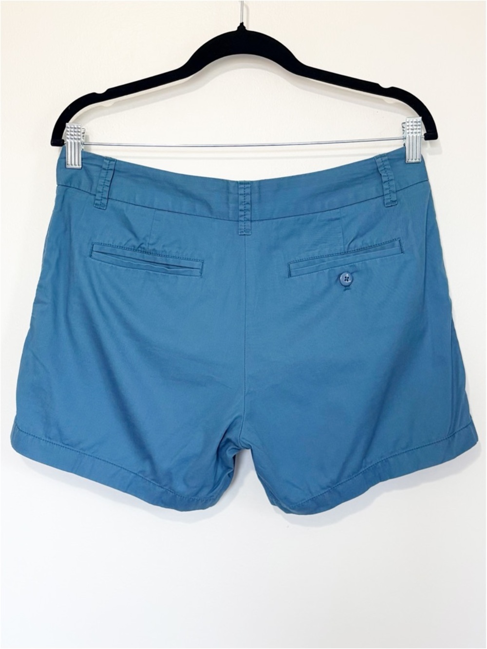 J. CREW Chino “Broken In” 100% Cotton Shorts Light Blue Womens Size 6 - Picture 2 of 8